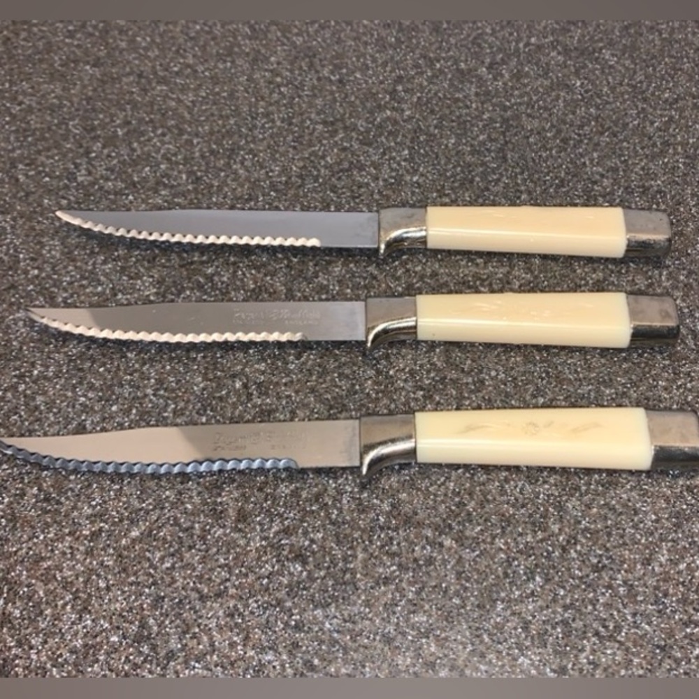 Regent Sheffield (3) Vintage Stainless Serrated Kitchen Knives: England